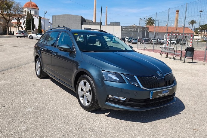SKODA Octavia 1.5 TSI DSG GTEC Ambition - Imagen 13