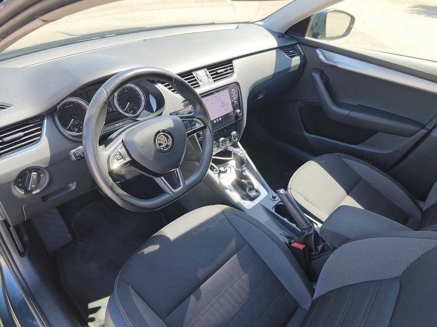 SKODA Octavia 1.5 TSI DSG GTEC Ambition - Imagen 17