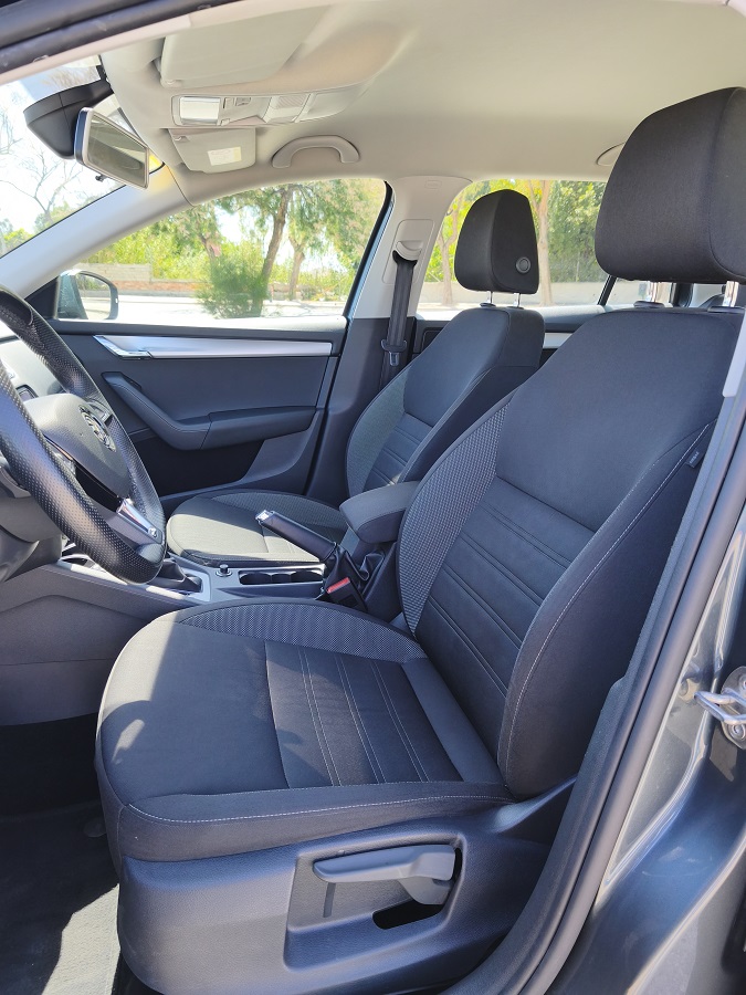SKODA Octavia 1.5 TSI DSG GTEC Ambition - Imagen 19
