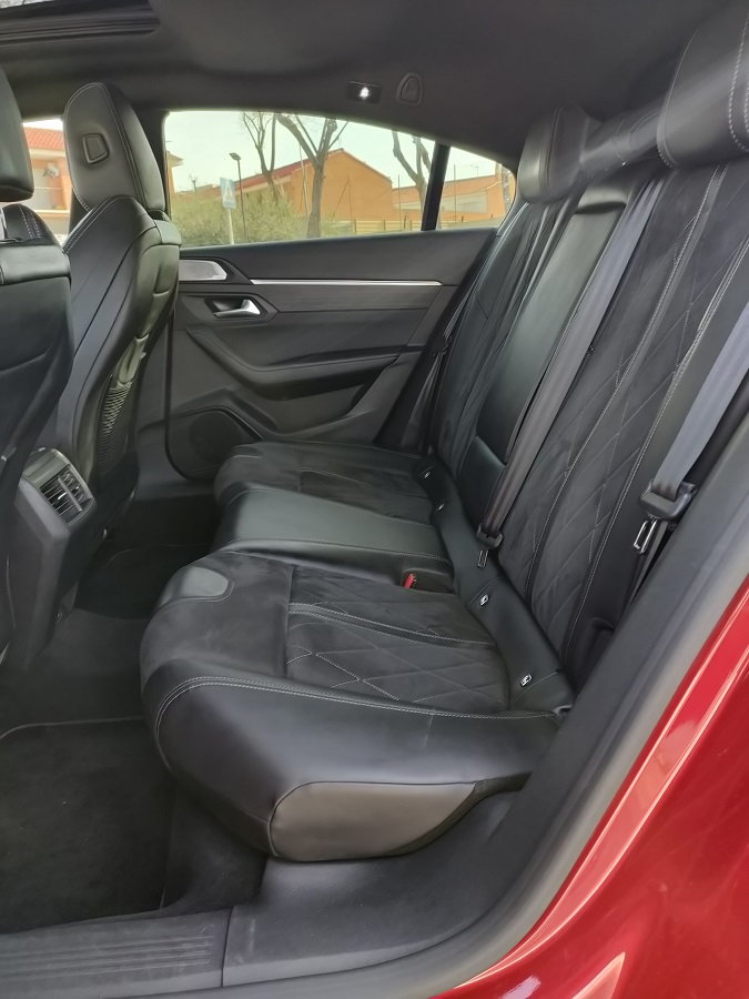 PEUGEOT 508 First Edition GT PureTech 225cv S&S 8EAT - Imagen 19