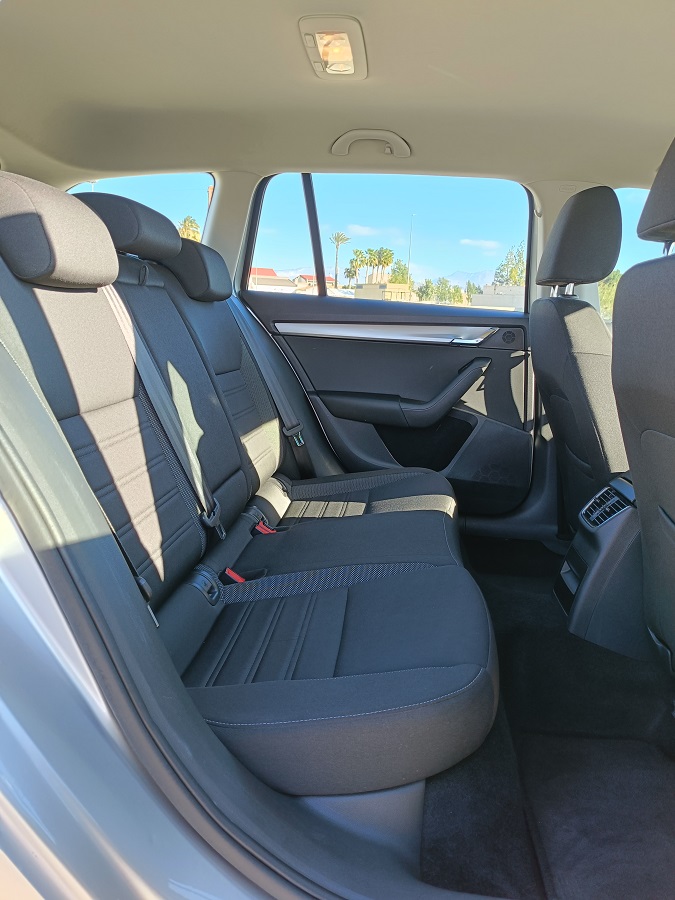 SKODA Octavia 1.5 TSI DSG GTEC Ambition - Imagen 25