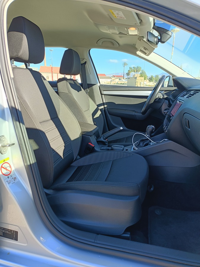 SKODA Octavia 1.5 TSI DSG GTEC Ambition - Imagen 31