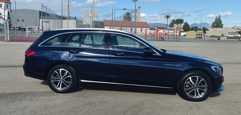 MERCEDES-BENZ C 220 d 4MATIC Estate - Imagen 11