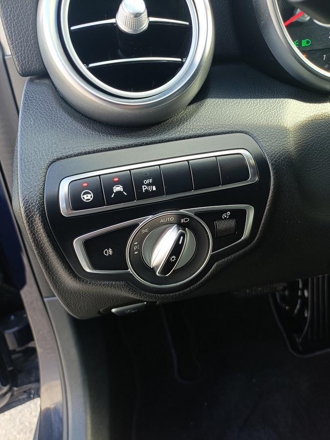 MERCEDES-BENZ C 220 d 4MATIC Estate - Imagen 22