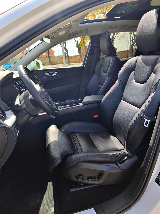Volvo Xc60 híbrido enchufable XC60 T6 TWIN RECHARGE INSCRIPTION EXPRESSION - Imagen 19