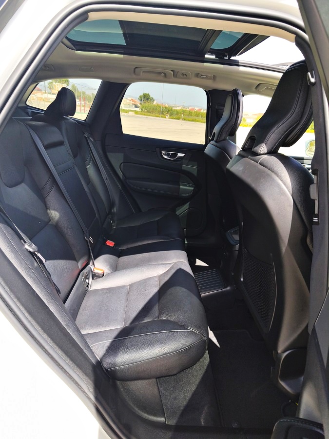 Volvo Xc60 híbrido enchufable XC60 T6 TWIN RECHARGE INSCRIPTION EXPRESSION - Imagen 28