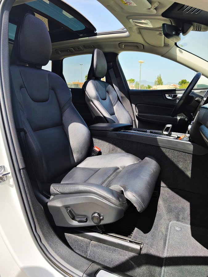 Volvo Xc60 híbrido enchufable XC60 T6 TWIN RECHARGE INSCRIPTION EXPRESSION - Imagen 33