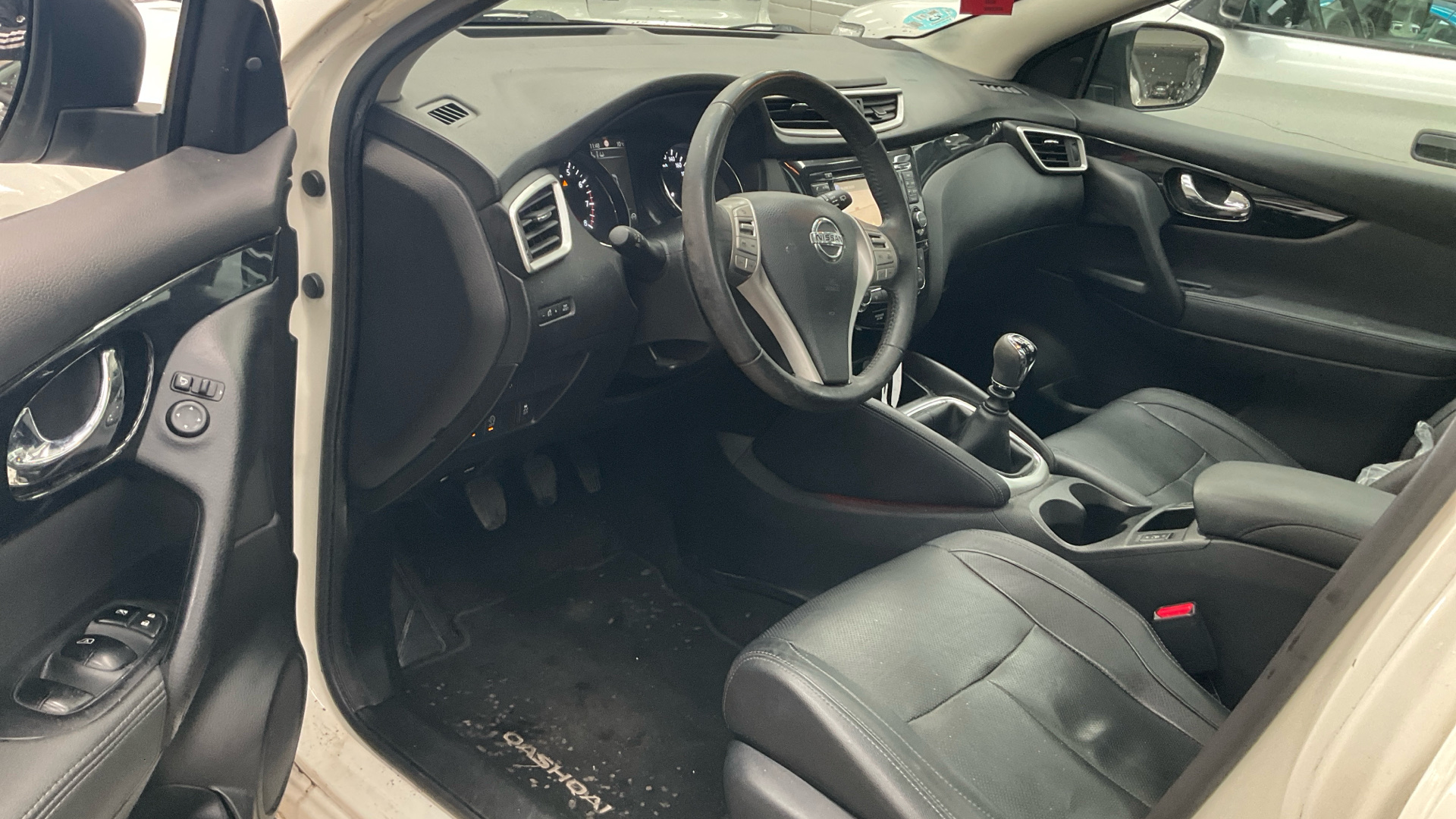 Nissan Qashqai QASHQAI 1.2 DIG-T TEKNA 4X2 19´´ - Imagen 5