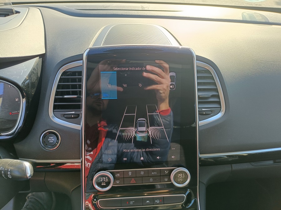 RENAULT Espace Limited TCe EDC GPF 225cv - Imagen 39