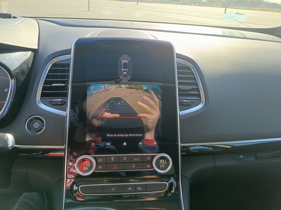 RENAULT Espace Limited TCe EDC GPF 225cv - Imagen 40