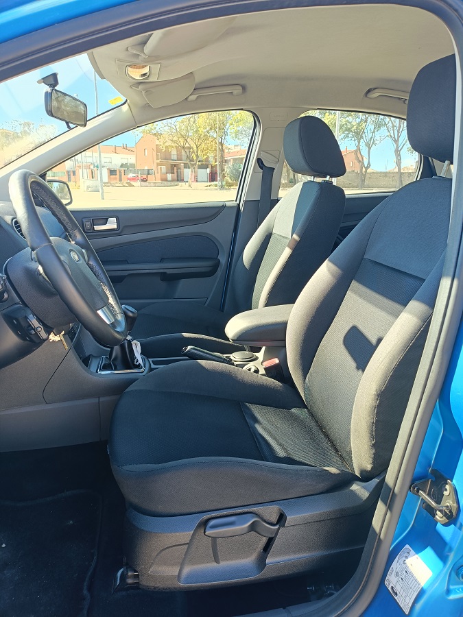 FORD Focus 1.6 TDCi Sport - Imagen 17