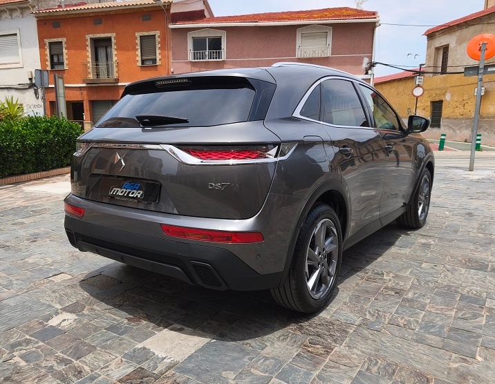 DS 7 BlueHDi 130 Automatico PERFORMANCE LINE - Imagen 9