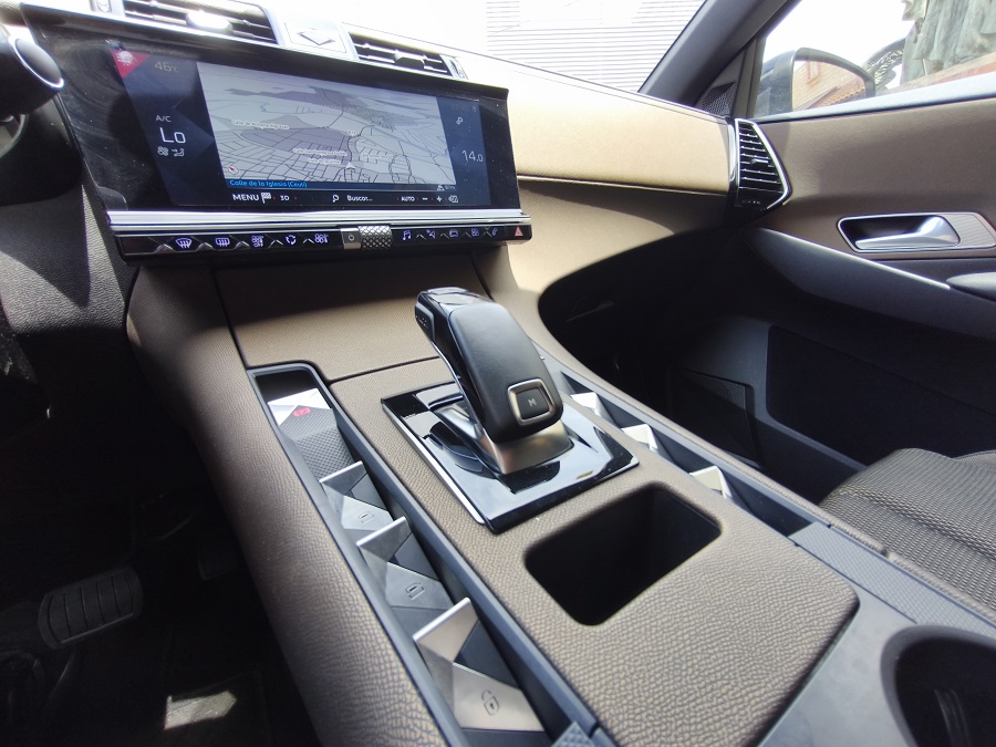 DS 7 BlueHDi 130 Automatico PERFORMANCE LINE - Imagen 39