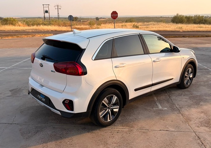 Kia Niro 1.6 GDi HEV 104kW (141CV) Concept - Imagen 8