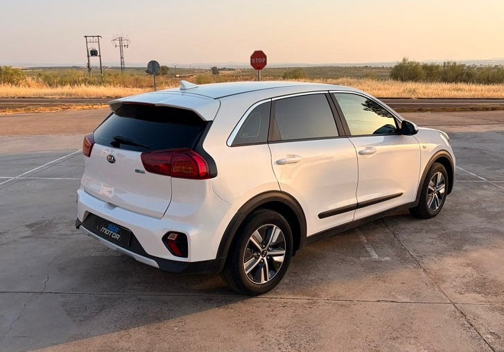 Kia Niro 1.6 GDi HEV 104kW (141CV) Concept - Imagen 10