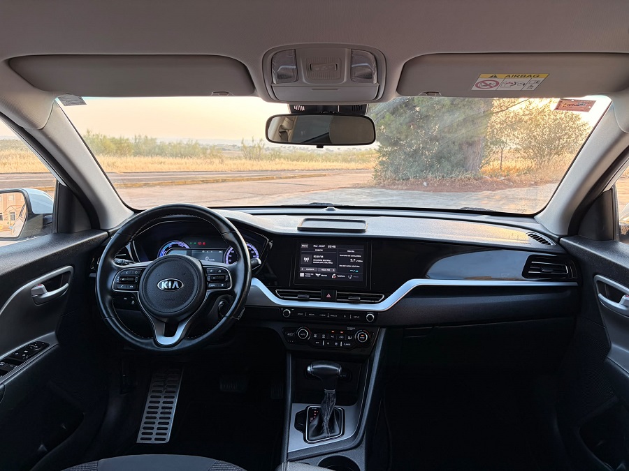 Kia Niro 1.6 GDi HEV 104kW (141CV) Concept - Imagen 20